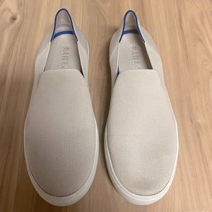 Rothys the Original Slip on shoe size 9